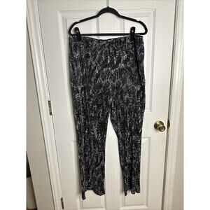 EasyWear by Chico’s Women’s Pants – Size 2 (Large/12–14) – Black & White Print